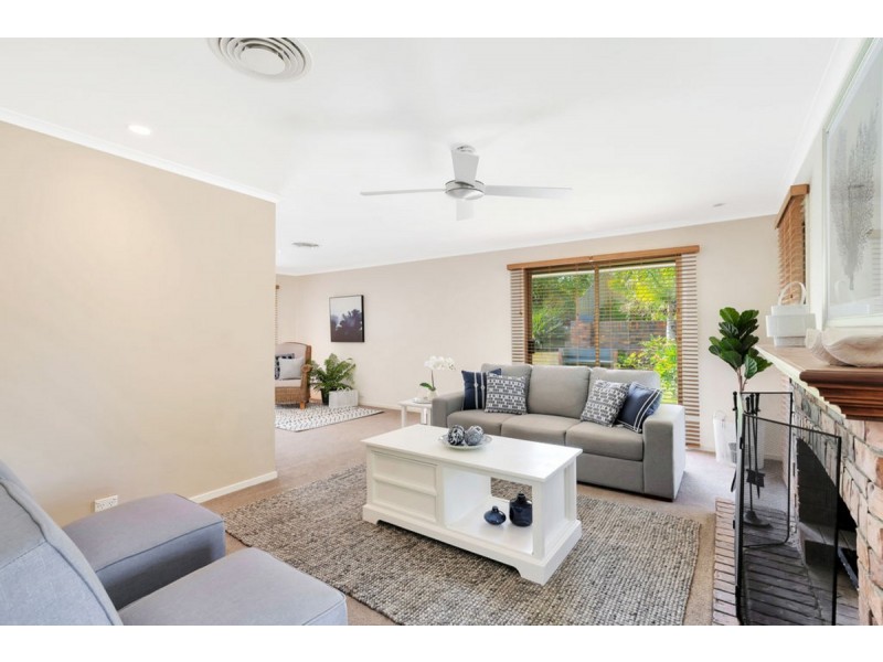 6 Reeves Street, Nerang QLD 4211