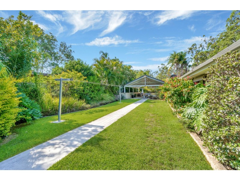 6 Reeves Street, Nerang QLD 4211