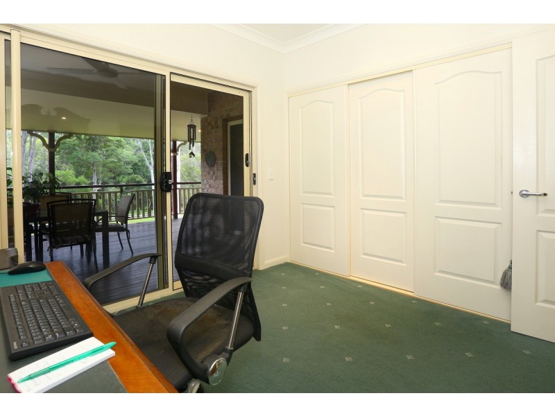 21 Venn Court, Mount Nathan QLD 4211