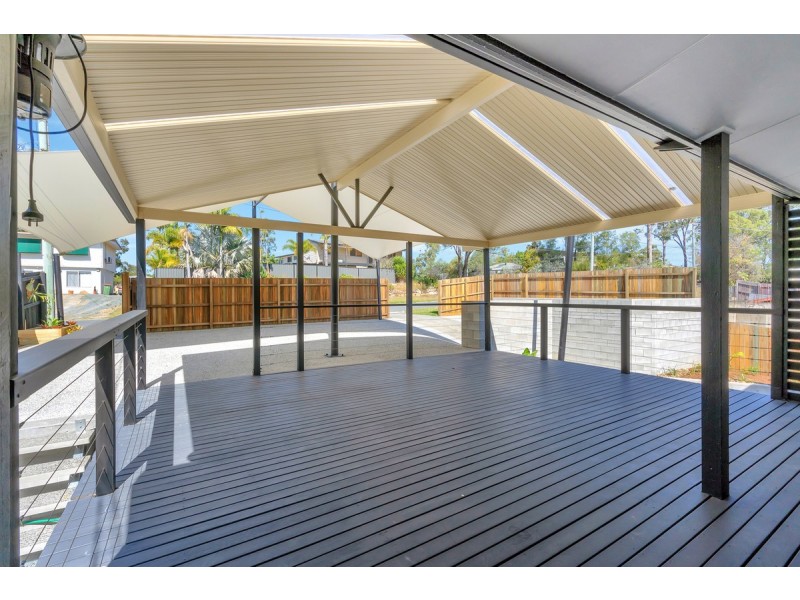 4 Lachlan Avenue, Molendinar QLD 4214