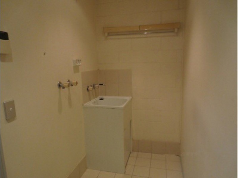 2/59 Paddington Drive, Carrara QLD 4211