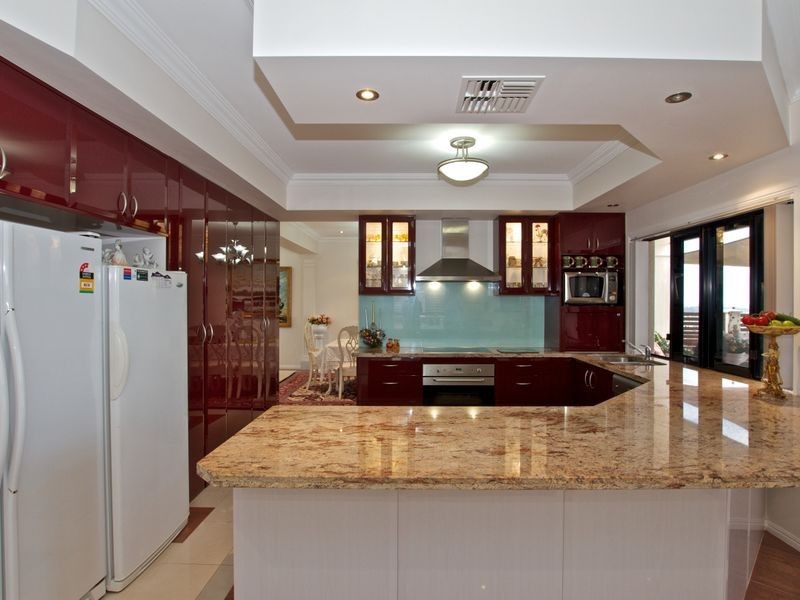 11 Mercure Place, Highland Park QLD 4211