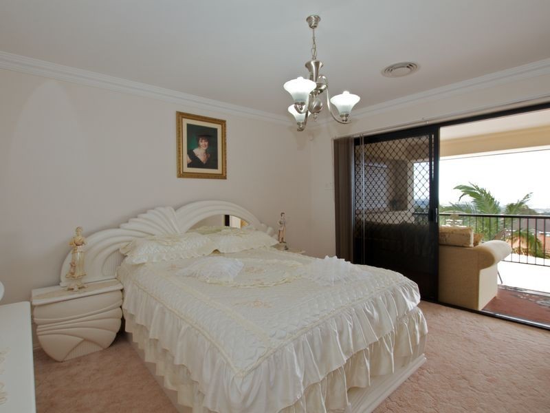 11 Mercure Place, Highland Park QLD 4211