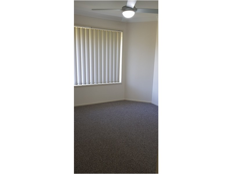 2/24 Sandalwood Terrace, Nerang QLD 4211