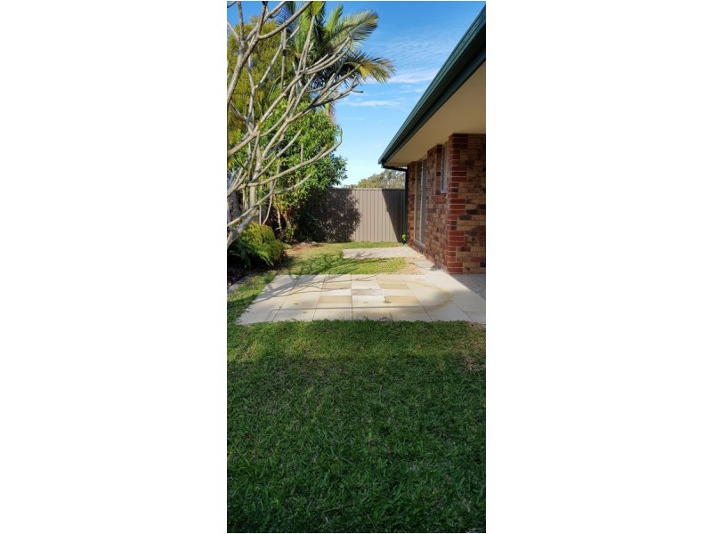 2/24 Sandalwood Terrace, Nerang QLD 4211