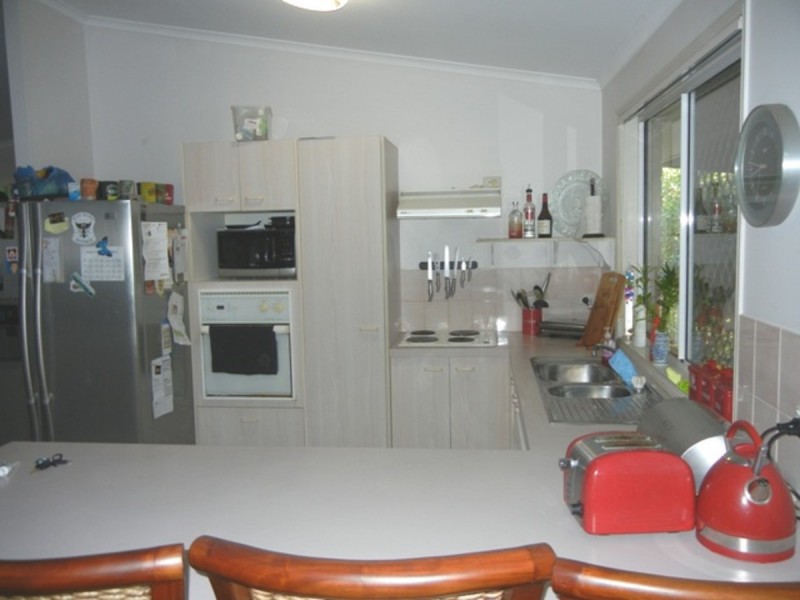 5 Minugh Court, Carrara QLD 4211