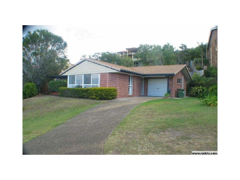 15 Renfrew Drive, Highland Park QLD 4211