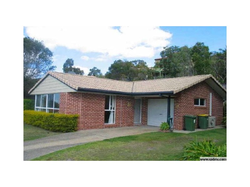 15 Renfrew Drive, Highland Park QLD 4211