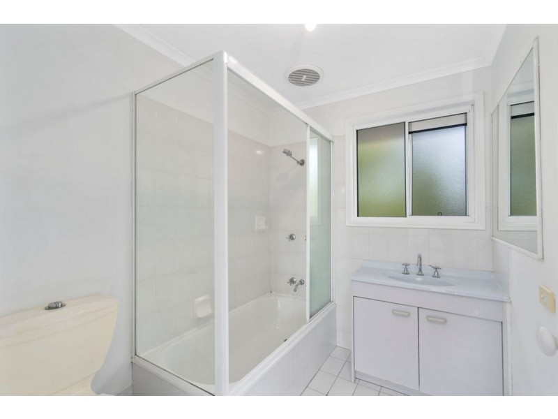 38/125 Pappas Way, Carrara QLD 4211