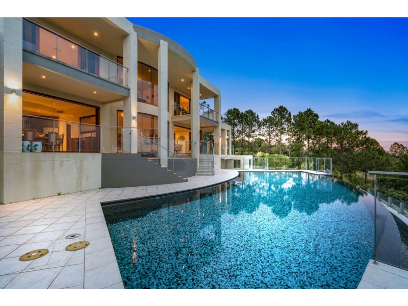 241 San Fernando Drive, Worongary QLD 4213