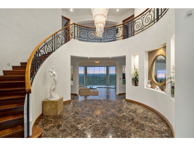 241 San Fernando Drive, Worongary QLD 4213