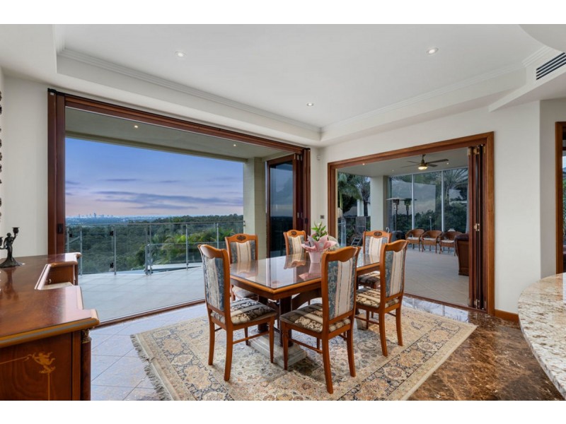 241 San Fernando Drive, Worongary QLD 4213