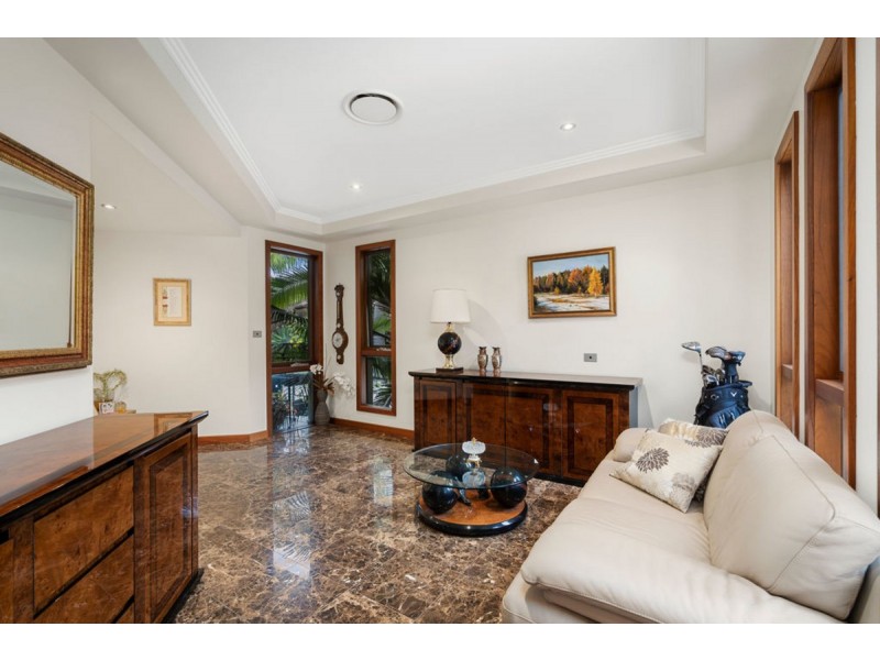 241 San Fernando Drive, Worongary QLD 4213