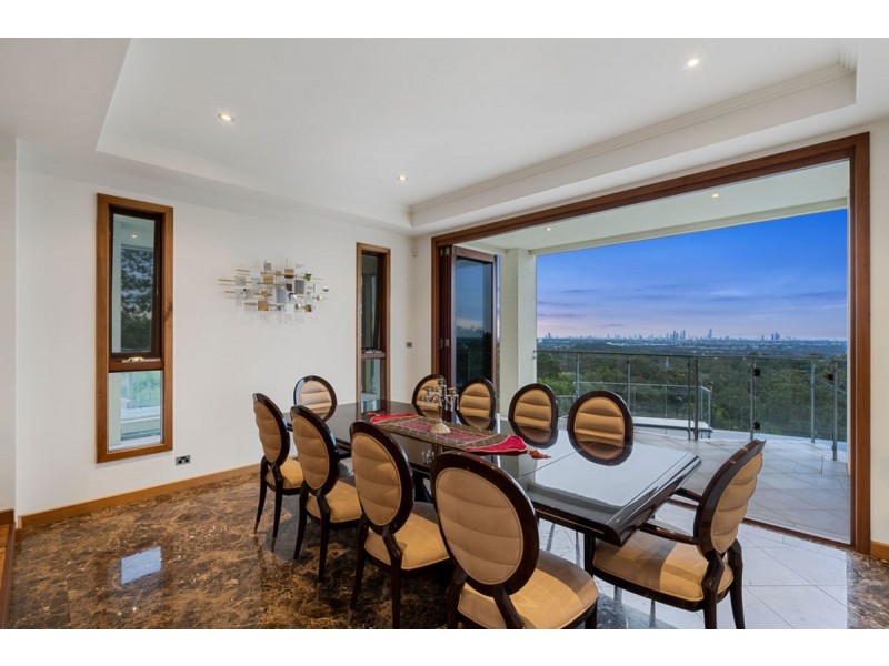 241 San Fernando Drive, Worongary QLD 4213