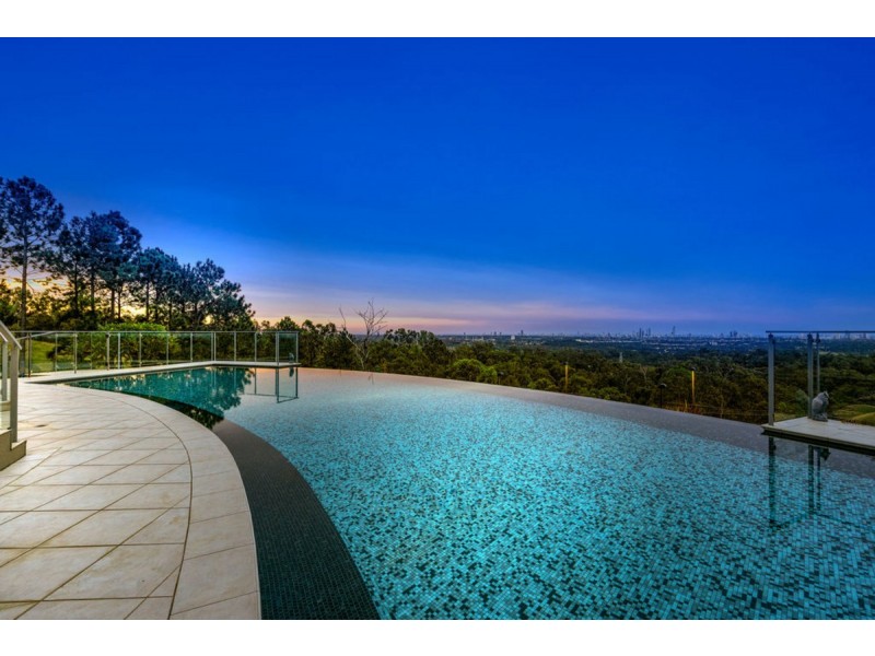 241 San Fernando Drive, Worongary QLD 4213