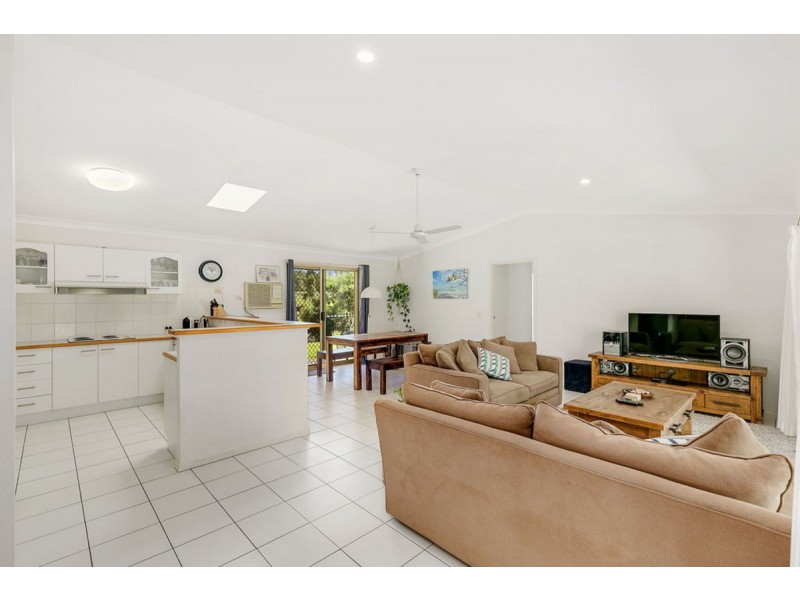 165 San Fernando Drive, Worongary QLD 4213