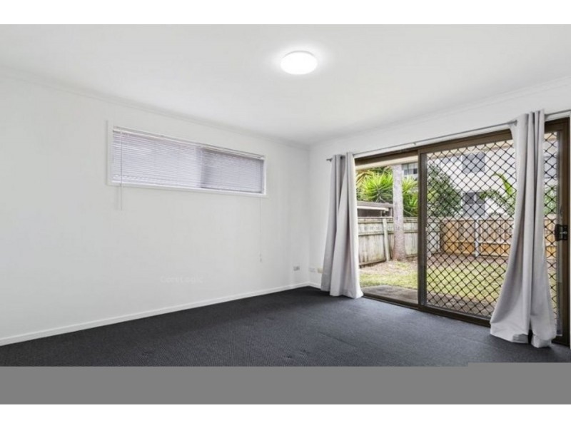 6 Heeb Street, Bundall QLD 4217