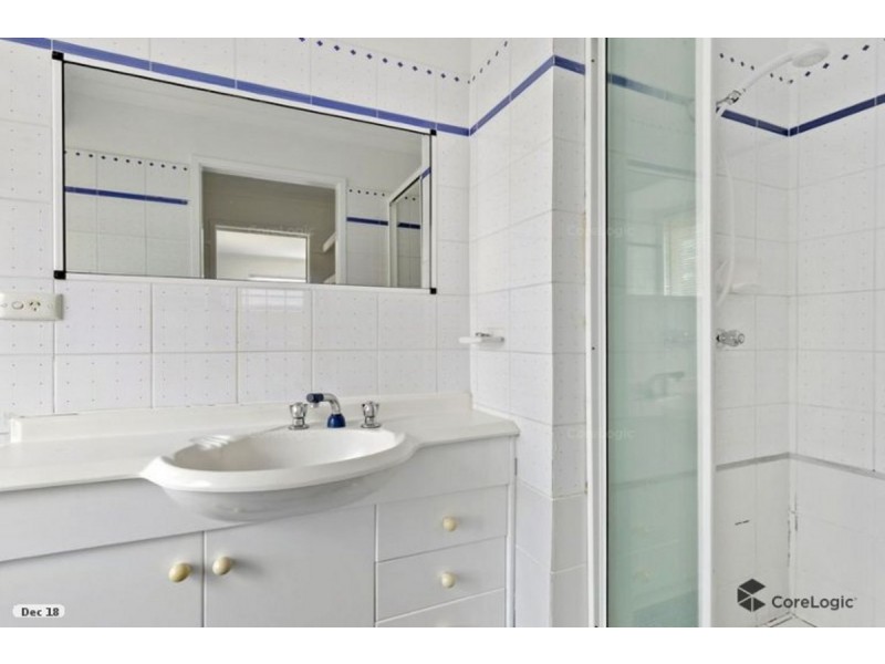 6 Heeb Street, Bundall QLD 4217