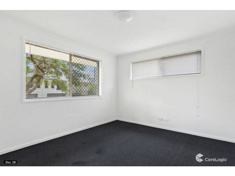 6 Heeb Street, Bundall QLD 4217