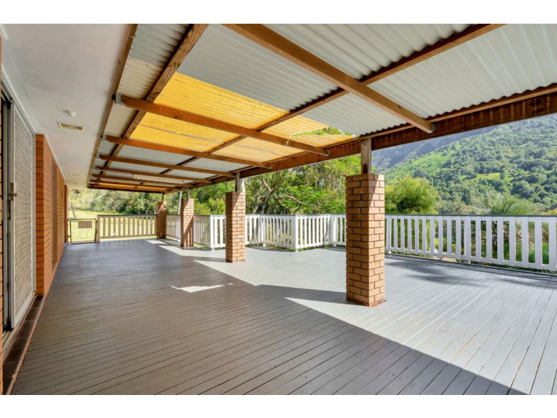 2943 Nerang Murwillumbah Road, Natural Bridge QLD 4211