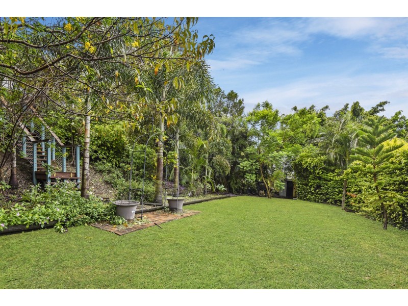 150 Glade Drive, Gaven QLD 4211