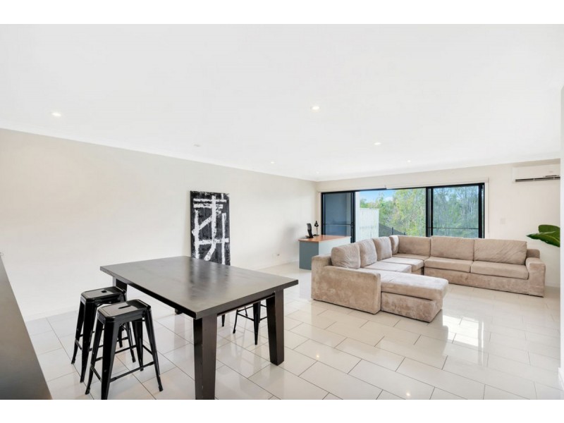 160 North Hill Drive, Robina QLD 4226