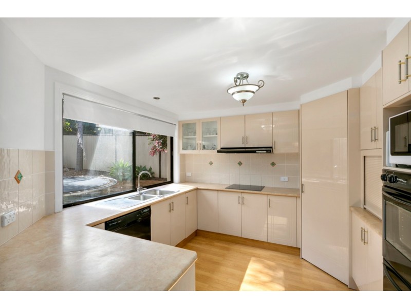 123 Armstrong Way, Highland Park QLD 4211