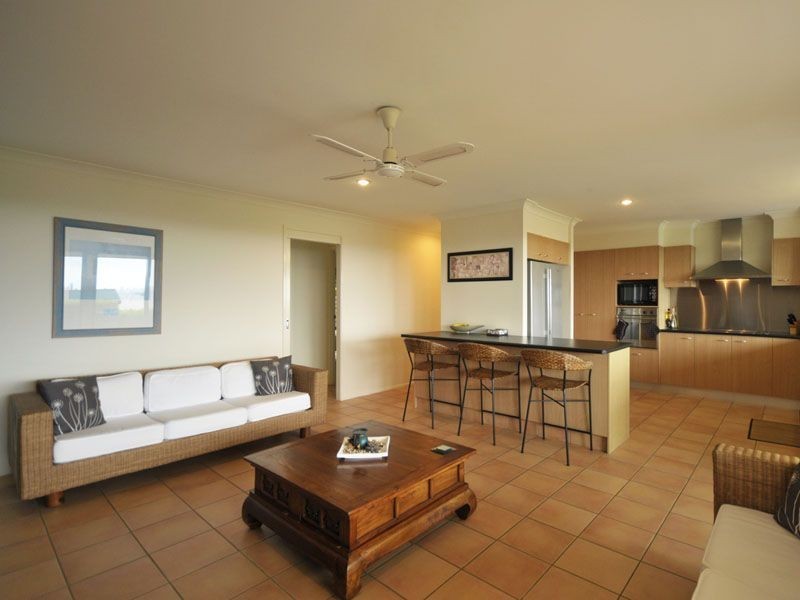 3 Ramada Place, Highland Park QLD 4211