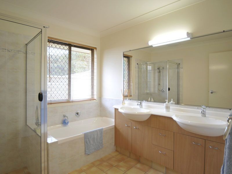 3 Ramada Place, Highland Park QLD 4211