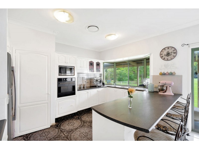 2 Yarraowee Drive, Nerang QLD 4211