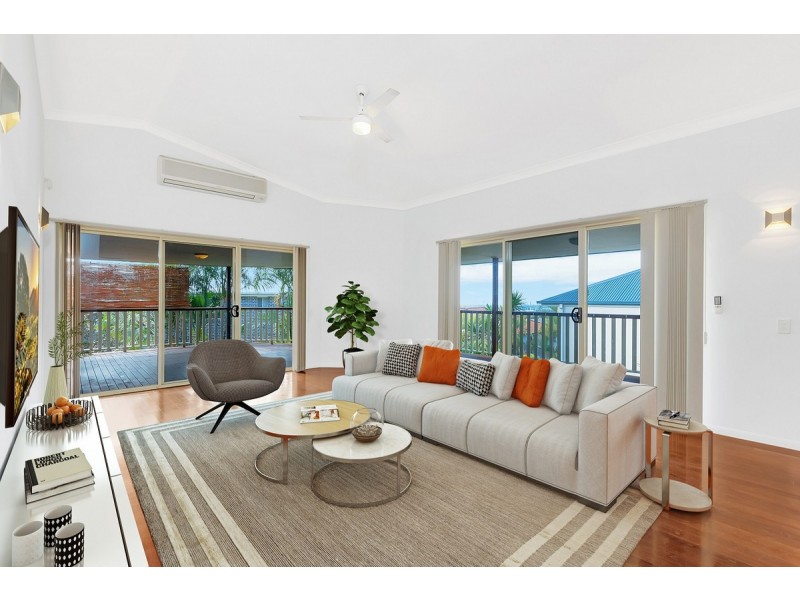 13 Marriott Way, Highland Park QLD 4211