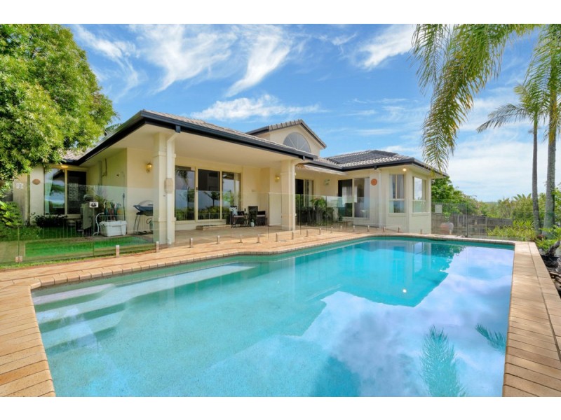 8 Bellavista Close, Highland Park QLD 4211