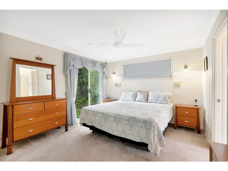 8 Bellavista Close, Highland Park QLD 4211