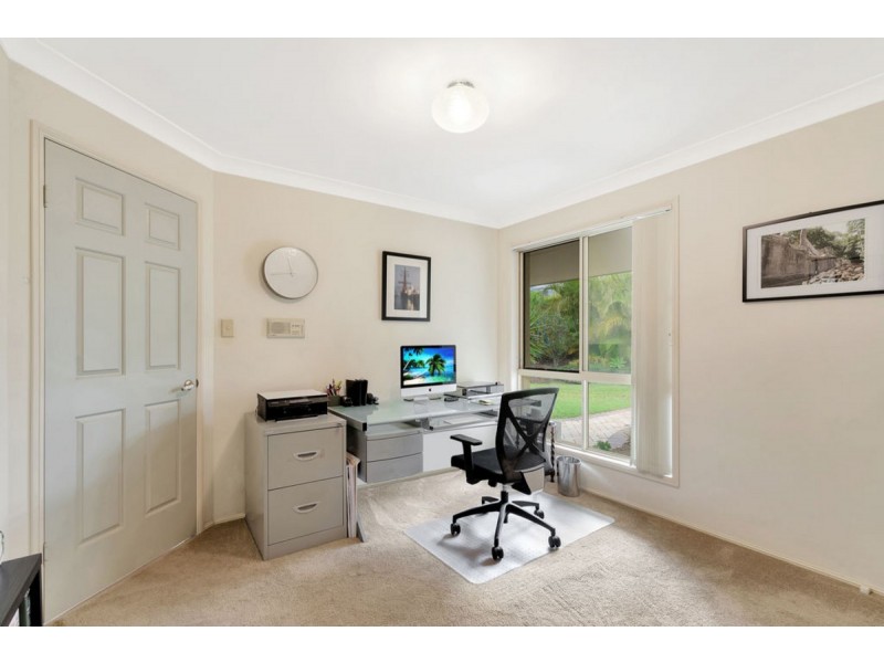 8 Bellavista Close, Highland Park QLD 4211