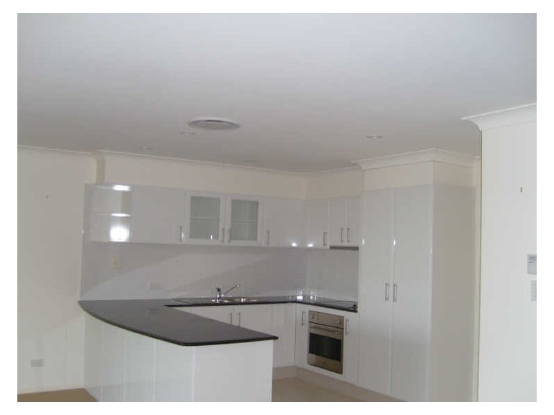 26/2 Ridgeline Way, Highland Park QLD 4211