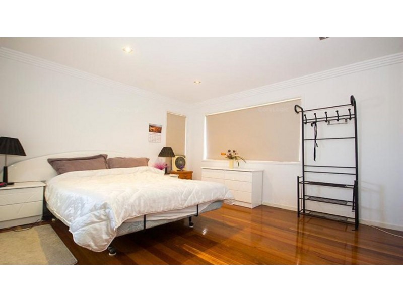 316 Bayview Street, Hollywell QLD 4216