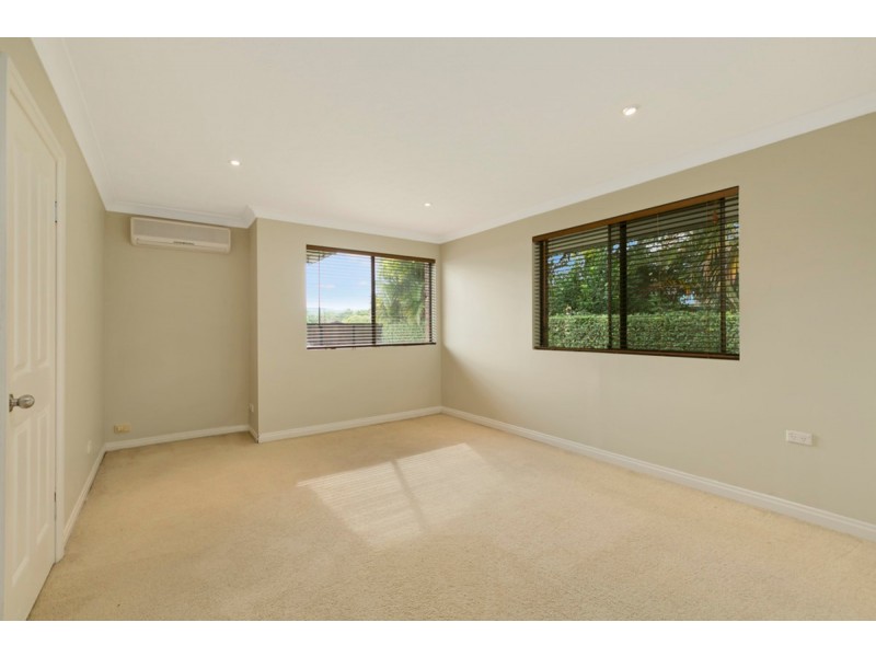 4 Maroong Crescent, Nerang QLD 4211