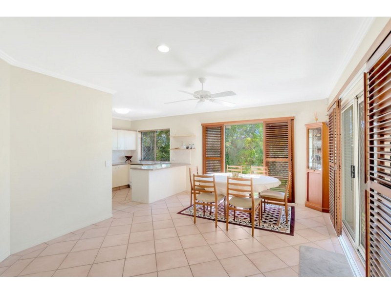 32 Abby Crescent, Ashmore QLD 4214