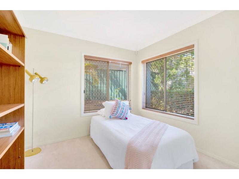 32 Abby Crescent, Ashmore QLD 4214