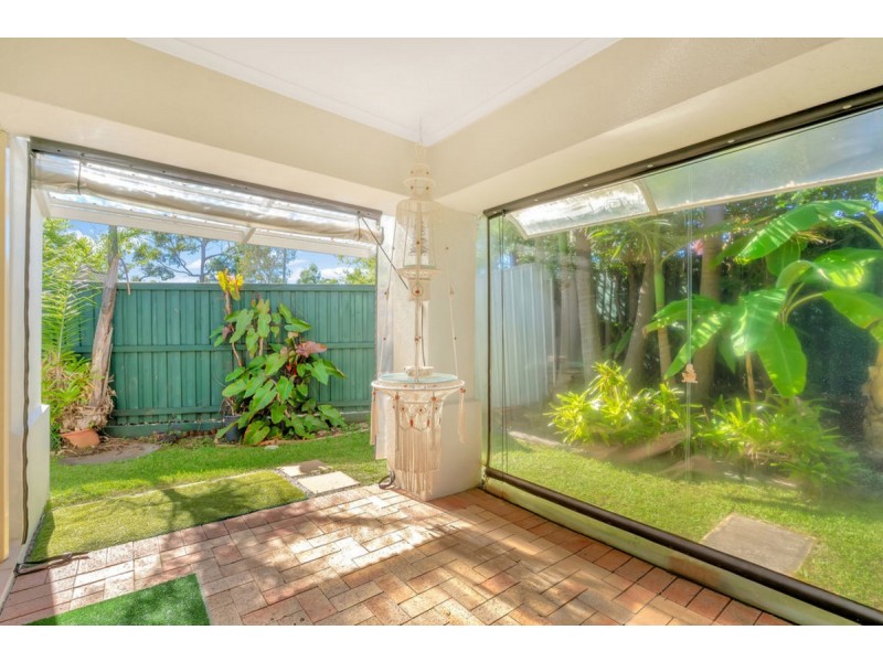 32 Abby Crescent, Ashmore QLD 4214