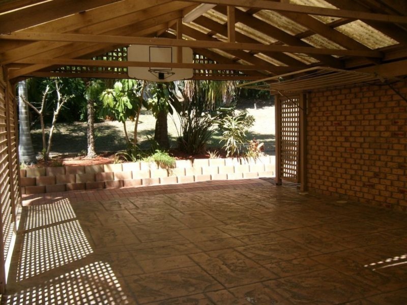 30 Armstrong Way, Highland Park QLD 4211