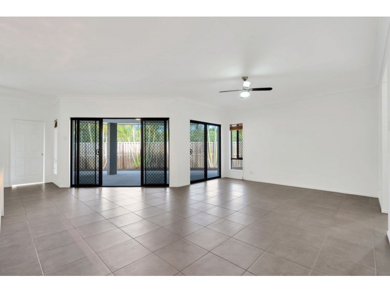 15 Banjo Crescent, Gilston QLD 4211