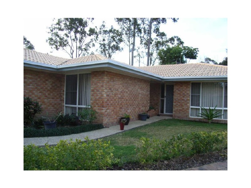 8 Swansdale Close, Nerang QLD 4211