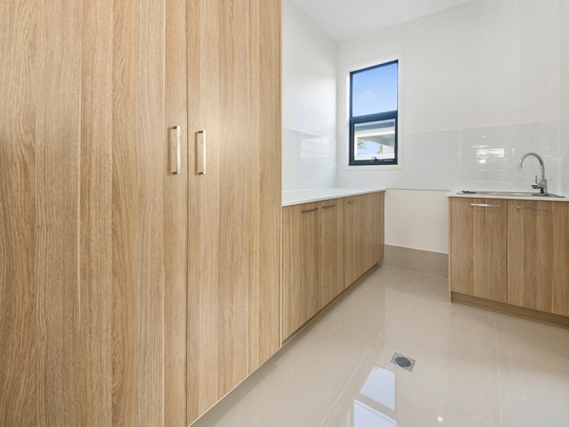 1/2 Heights Drive, Robina QLD 4226