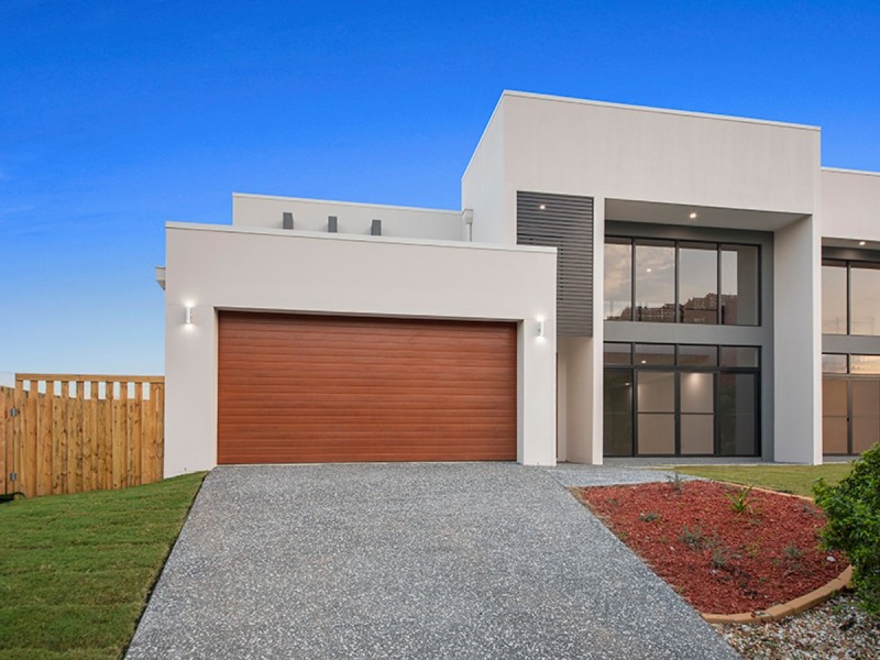 1/2 Heights Drive, Robina QLD 4226