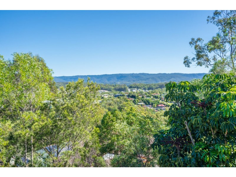 24 Crestridge Crescent, Oxenford QLD 4210