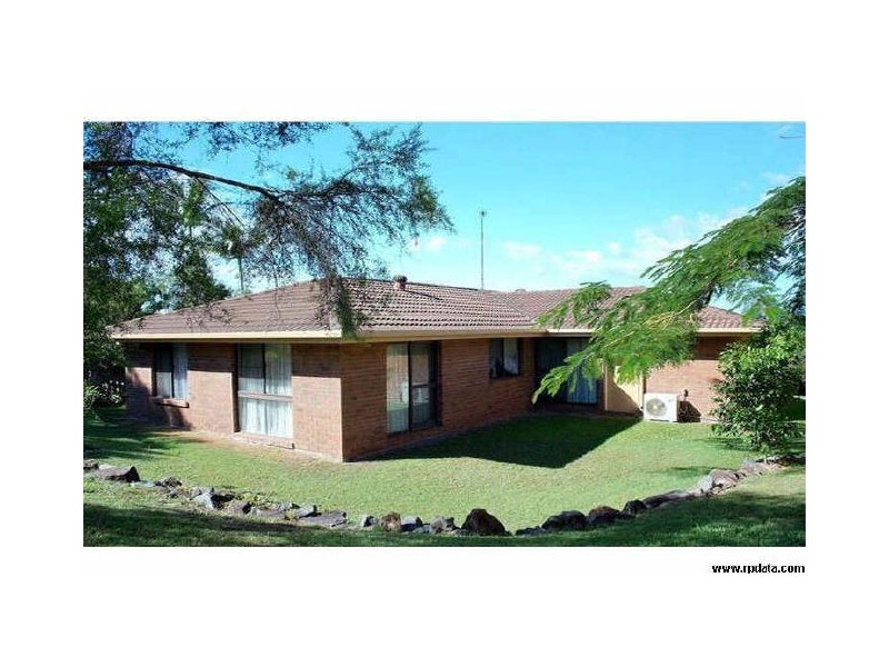 3 Cambridge Court, Carrara QLD 4211