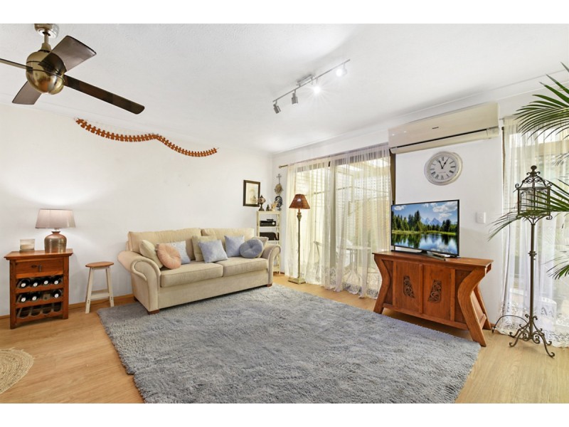 11/1A Mcleod Street, Highland Park QLD 4211