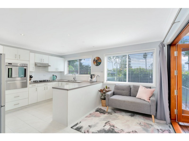 3 Cooleroo Crescent, Southport QLD 4215