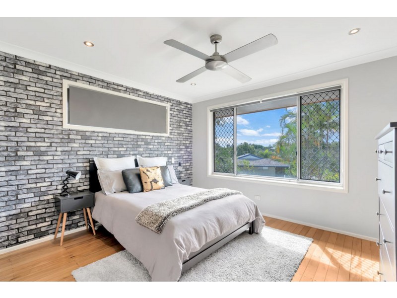 3 Cooleroo Crescent, Southport QLD 4215